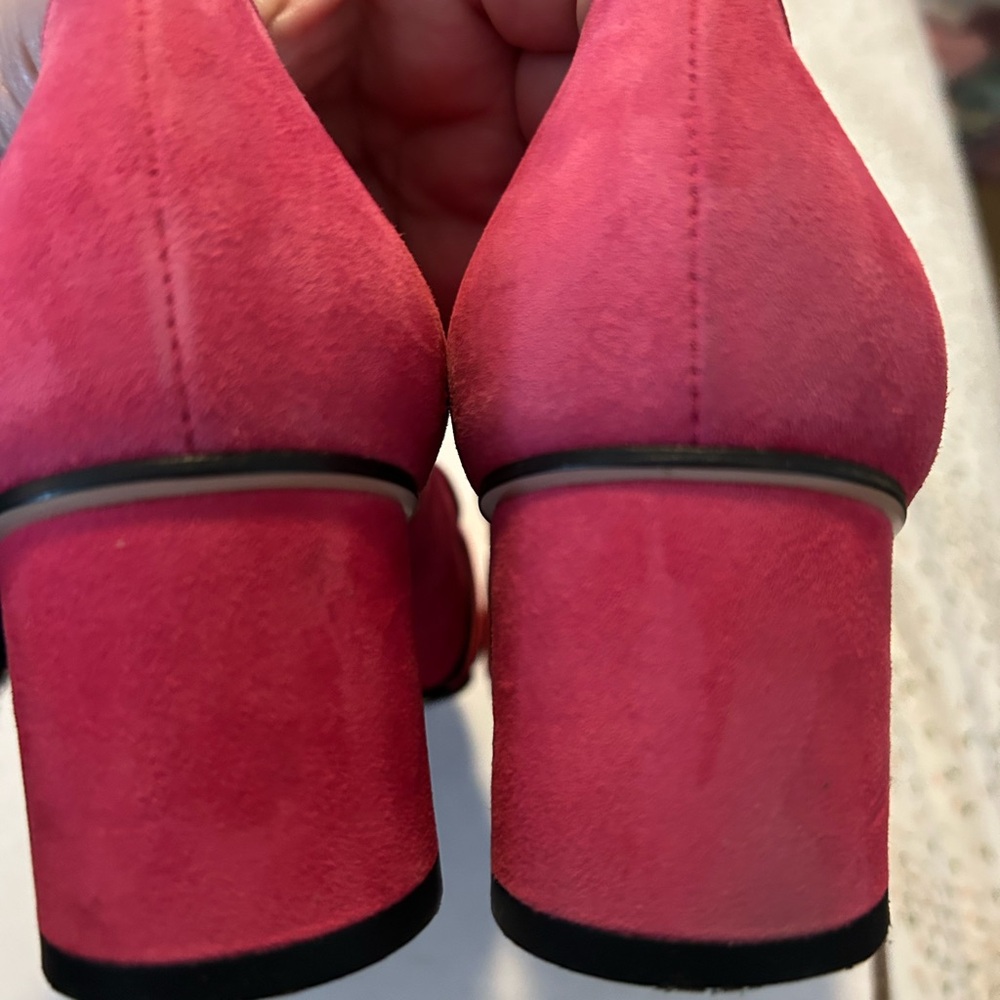 Gucci Pink Suede Fringe Loafers with Gold Double G - Picture 5 of 6